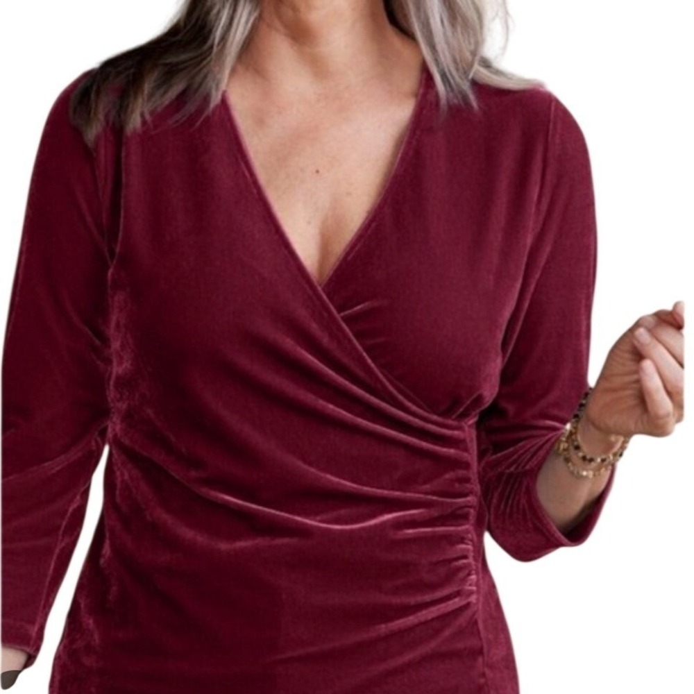 Soft Surroundings Alyssa Velvet Faux Wrap Ruched Top Womens M Red Long Sleeve
